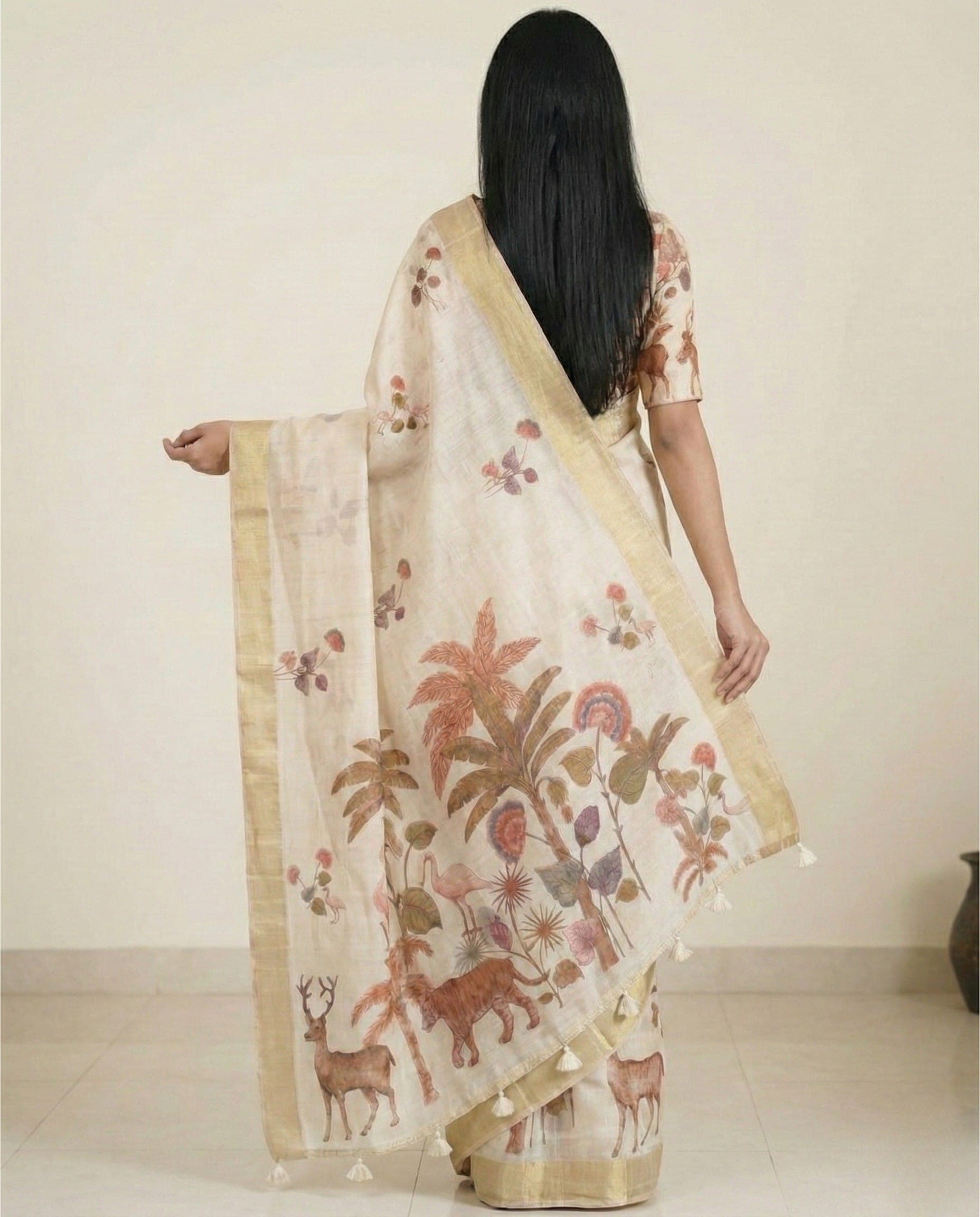Cream Printed Saree with Nature and Animal Motifs - Image 2